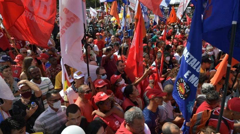 ManifestaÃ§Ã£o prÃ³-Lula em 1Âº de maio