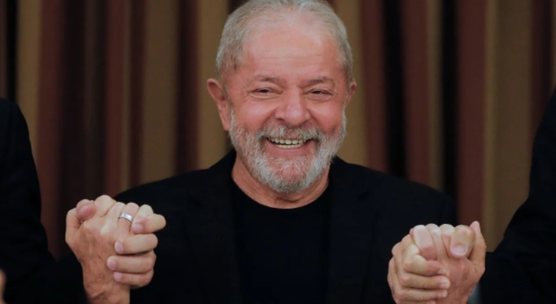 Lula oficializou sua prÃ©-candidatura Ã  presidÃªncia da repÃºblica