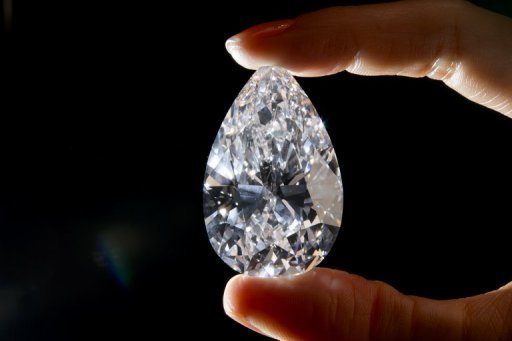 Diamante 'perfeito' leiloado a preço recorde de US$ 23,5 milhões