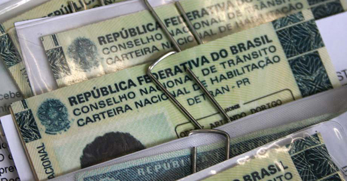 Carteira de habilitação brasileira passa a valer na Itália