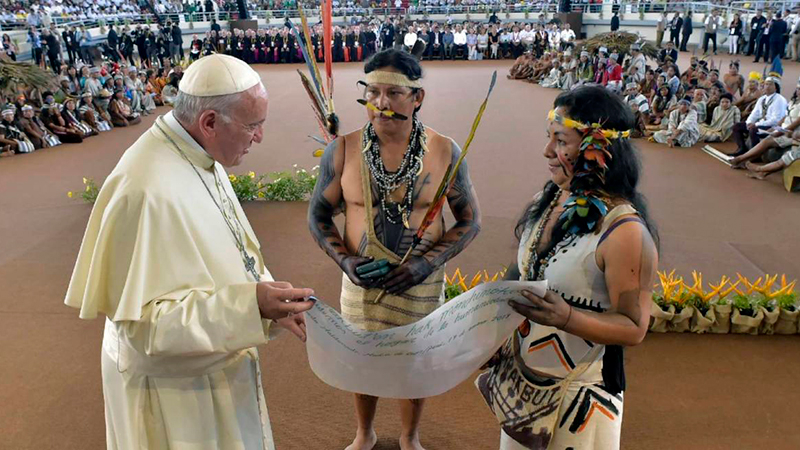 Papa Francisco durante encontro com índios amazônicos em Puerto Maldonado, Peru, em 2018.