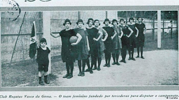 Decreto de Getúlio Vargas que vetou a modalidade em 1941 vigorou por quase 40 anos. Medida foi reação à proliferação do futebol feminino no subúrbio carioca. Jogadoras comentam efeitos duradouros da proibição