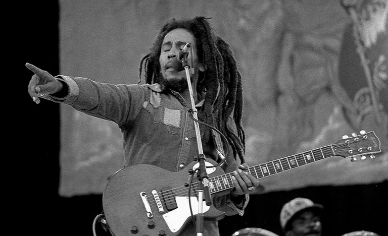 Quatro décadas após sua morte, defesa da justiça pregada por Bob Marley  segue pertinente