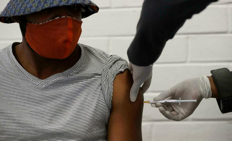 A recuperação econômica dos países mais pobres está diretamente ligada ao avanço da vacinação