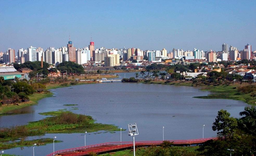 Cidade de São José do Rio Preto é banhada pelo rio: medida pode afetar ocupação das margens