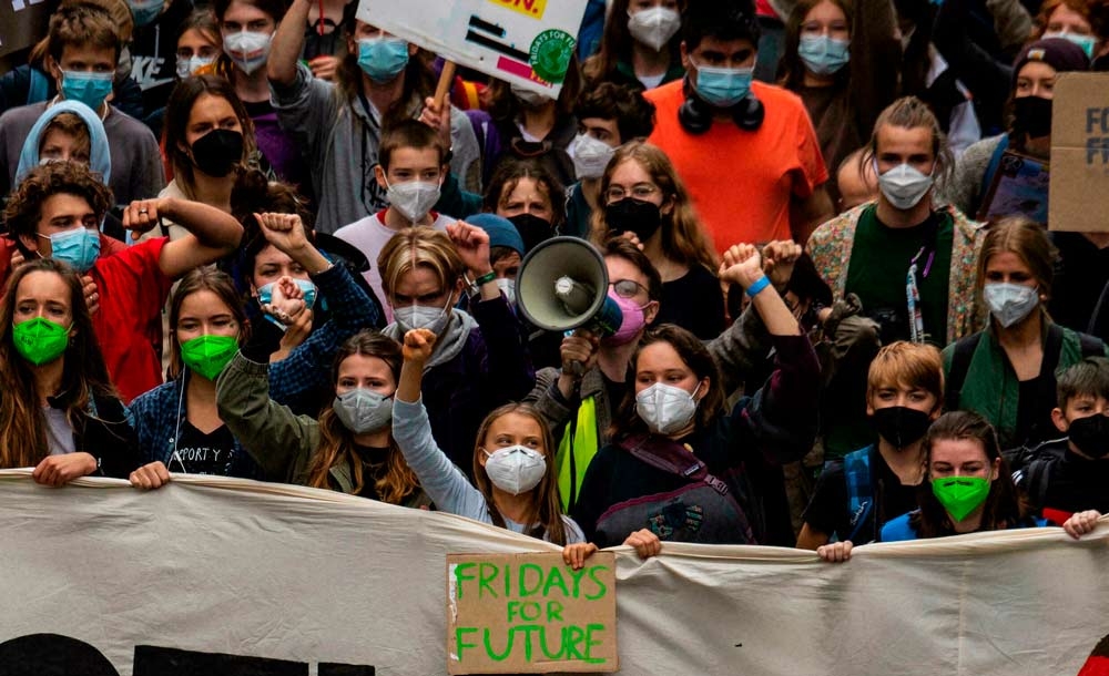 Greta Thunberg lidera protesto contra a falta de ação dos governos no combate às mudanças climáticas