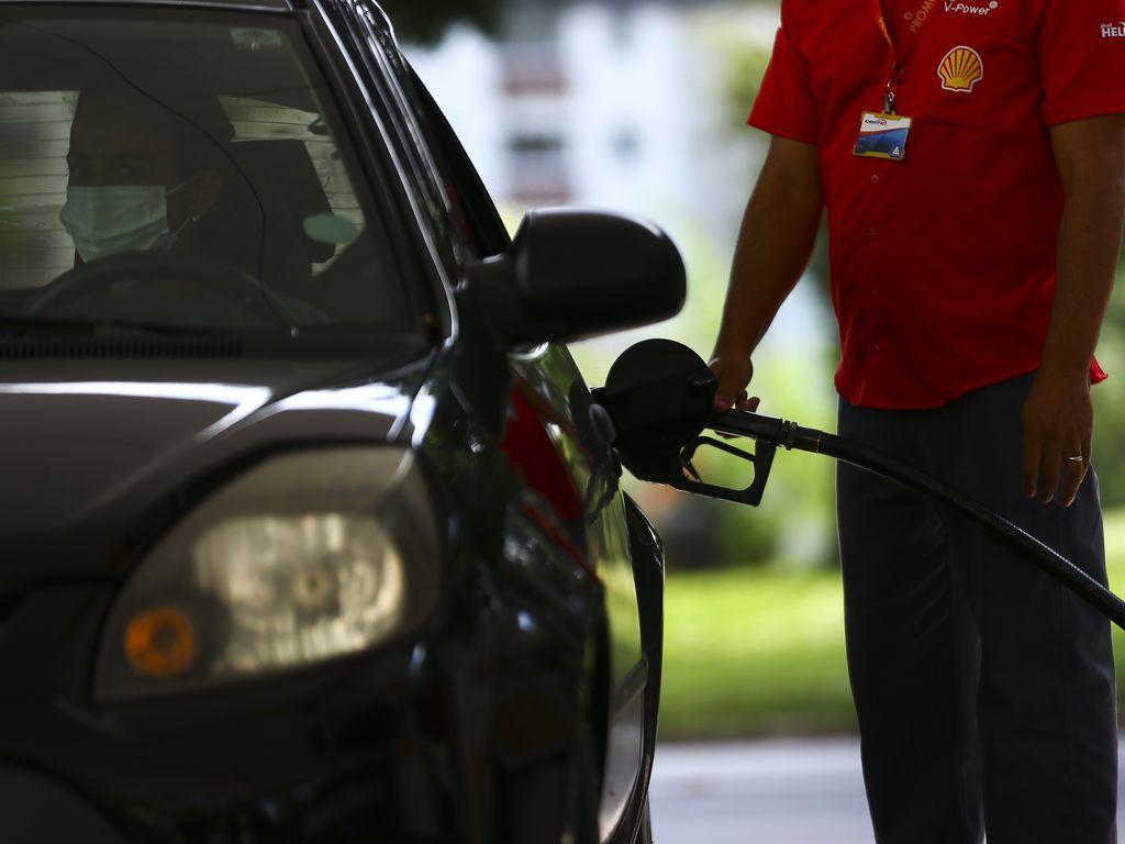Reajustes nos preços dos combustíveis devem continuar