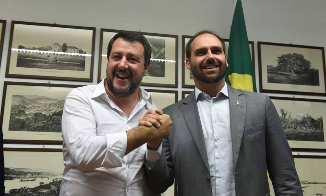 Salvini e Eduardo Bolsonaro após encontro em Roma, em 2019