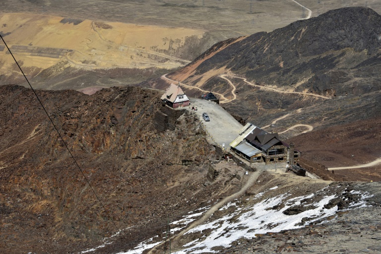 Mudança climática transformou em cidade-fantasma a antiga estação de ski na montanha de Chacaltaya, na Cordilheira dos Andes