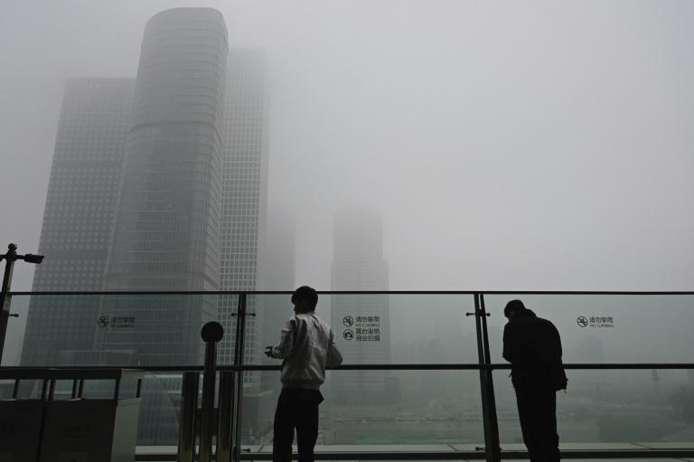 Nuvem tóxica dificultava a visibilidade no centro de Pequim