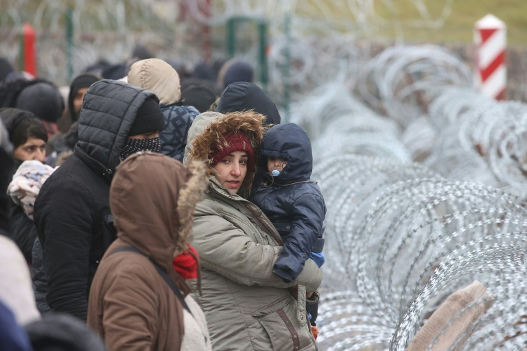 Migrantes na fronteira entre Belarus e Polônia