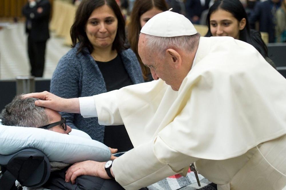'A Igreja é a vossa casa', afirma o Papa às pessoas com deficiência