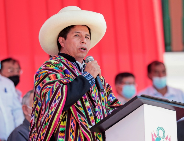 O presidente peruano Pedro Castillo em pronunciamento por seus 100 primeiros dias de governo em Ayacucho