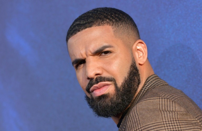 Nem Drake nem sua equipe explicaram a decisão de solicitar a retirada de suas duas indicações ao Grammy