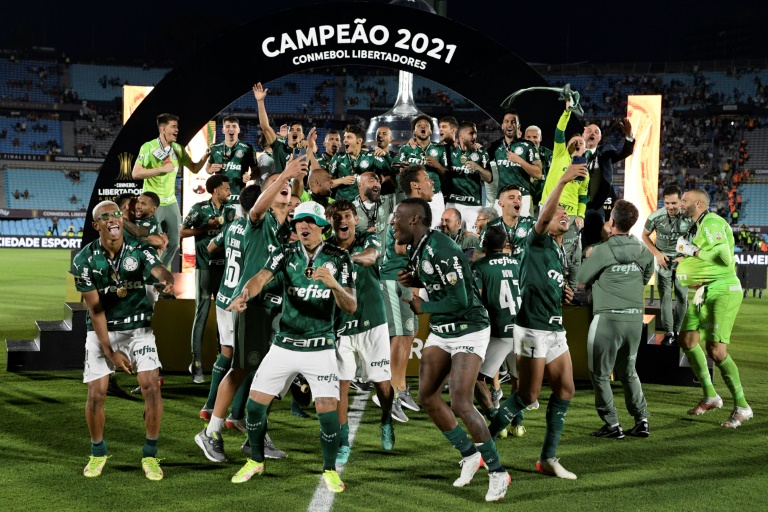 Jogadores do Palmeiras comemoram a conquista do título da Copa Libertadores