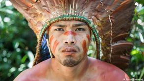 Para fotografo, é absurdo constatar que situação dos indígenas é a mesma de 500 anos atrás (DW)
