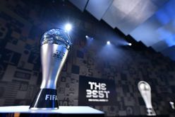 Troféus dos prêmios "The Best" da Fifa em Zurique, na Suíça, em 17 de janeiro de 2022 (Harold Cunningham/AFP)