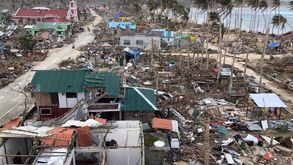 Situação nas Filipinas depois da passagem do Tufão Rai (AFP)