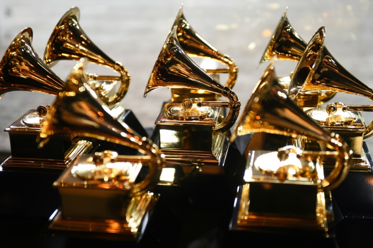 O Grammy de 2022 foi adiado devido ao avanço da variante ômicron do coronavírus nos EUA