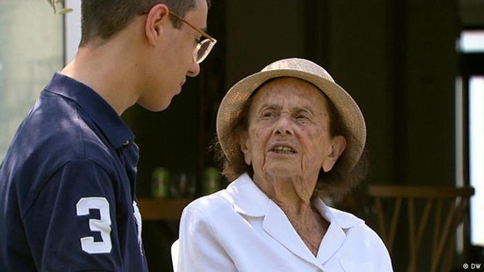 Nascida na Hungria, ela é uma das poucas testemunhas oculares vivas do Holocausto
