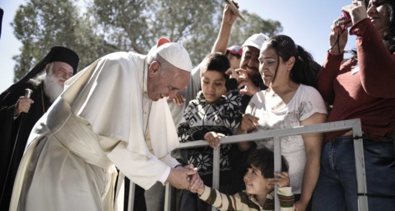 Papa Francisco, em visita ao campo de refugiados de Lesbos, na Grécia, em 2021 (Andrea Bonetti/AFP)