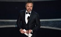 (Arquivo) Mark Ruffalo na cerimônia do Oscar em 9 de fevereiro de 2020 em Hollywood (Mark RALSTON/AFP)