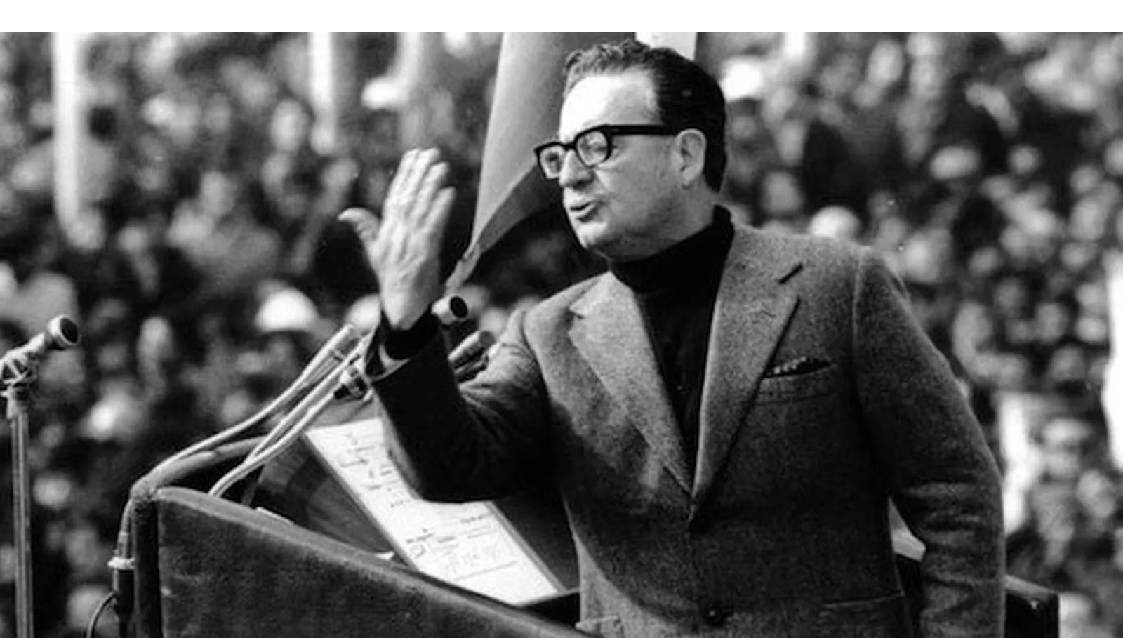 “Faltou-nos a energia, o heroísmo e a inteligência de Allende (foto) ,Mujica e Mandela”.